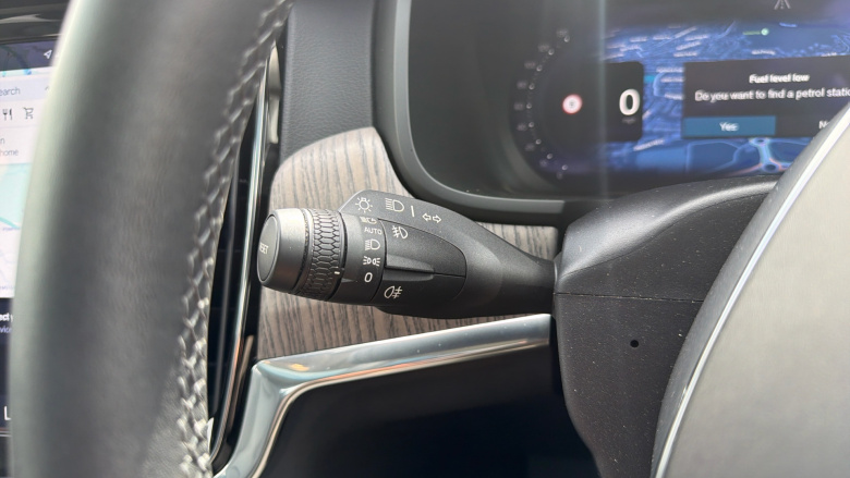 Volvo S90 2.0 T8 RC PHEV [455] Ultimate Dark 4dr AWD Auto Saloon